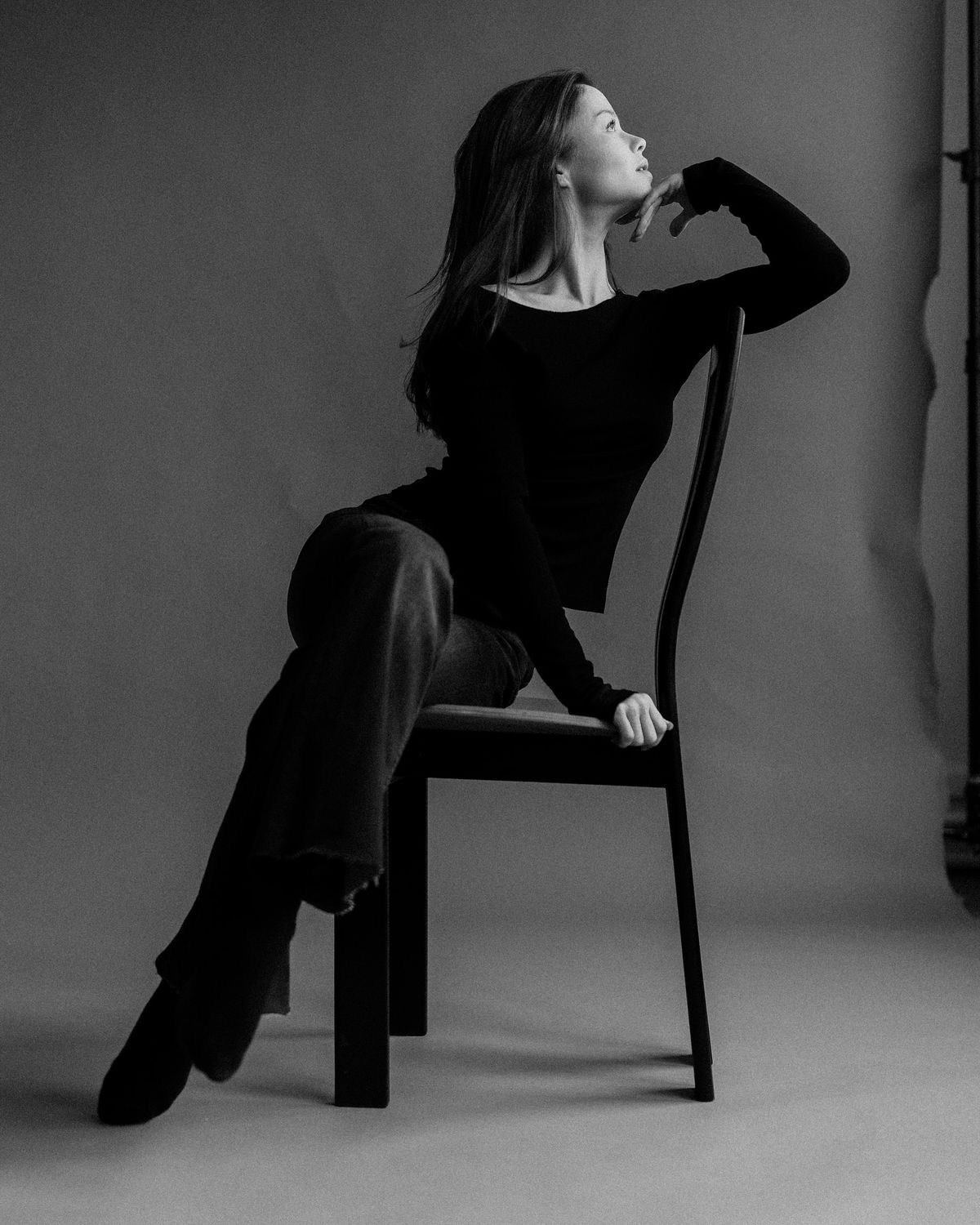 ЧЕРНО-БЕЛЫЙ ПОРТРЕТ