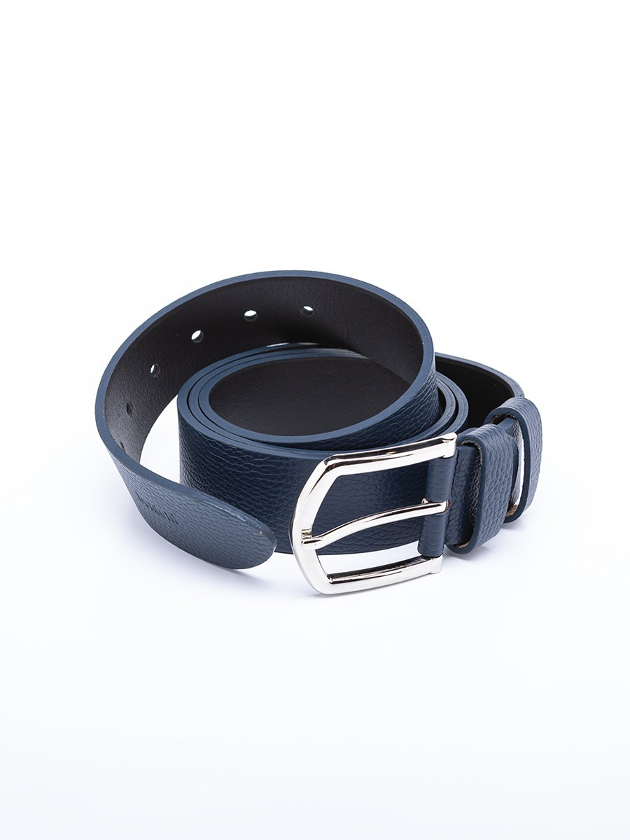 Профессиональная предметная фотосъемка ремней в Москве и Московской области. Фотостудия в Москве LUXARTPHOTO