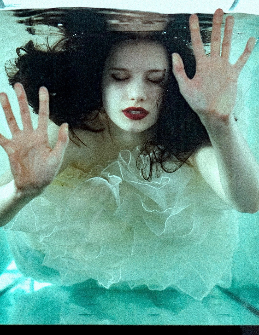 Аквариум реклама. Фотограф Арина Шмакова