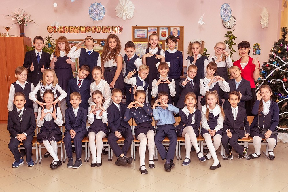 В школе. Выпускные альбомы СПБ. Фотограф в Садик и Школу