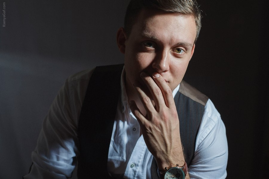 Студийный портрет. Психолог с фотоаппаратом Зимина Оксана