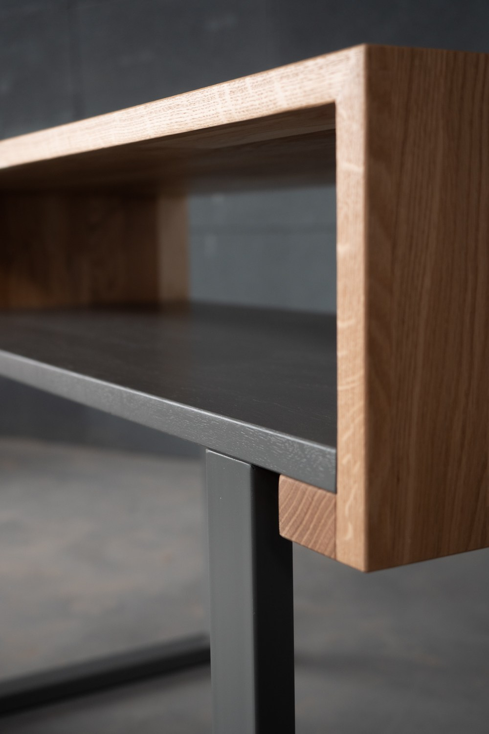 Стеллажи и консоли. Klauzevits Workshop