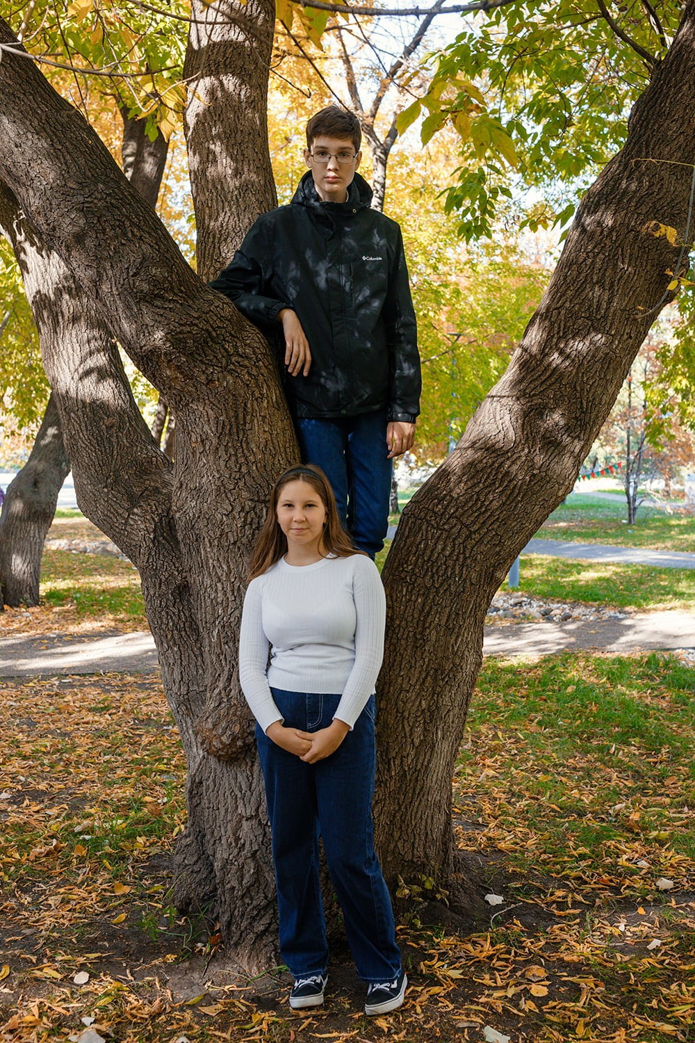 14 гимназия 9б: пример осенней фотосессии. СИГМА | Студия выпускных альбомов Красноярск