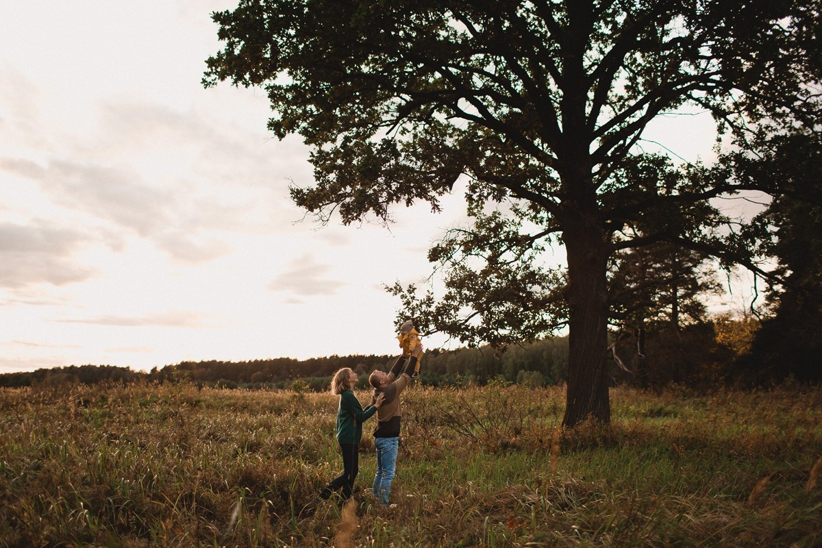 ЛИЛИЯ, СЕРГЕЙ И ДАНИИЛ. Семейный фотограф новорождённых в Серпухове Юлия Новикова +79637785957