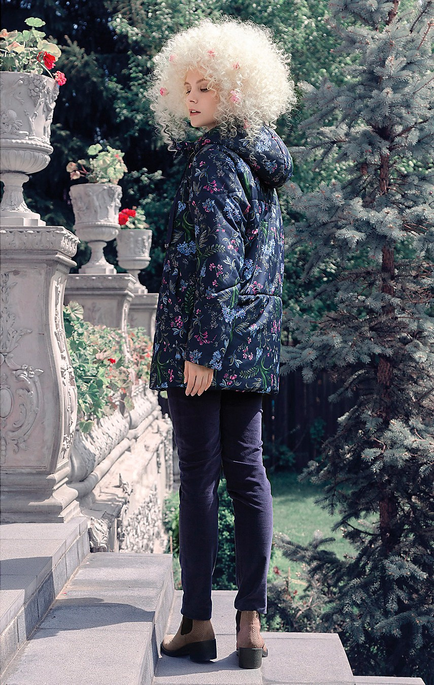 Имиджевая фэшн съемка одежды: кампейн, лукбук, эдиториал, Новосибирск. Съемка фото и видео для маркетплейсов Вайлдберриз, Озон в Новосибирске