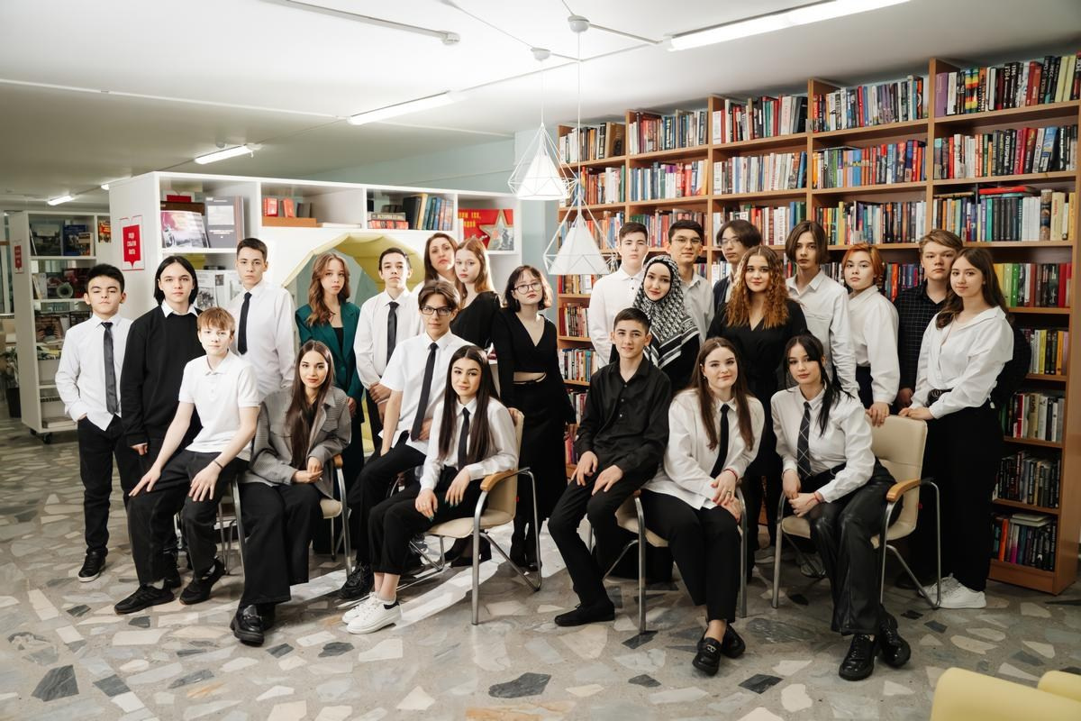 11 класс. КЛАСС | Выпускные альбомы в Нижневартовске