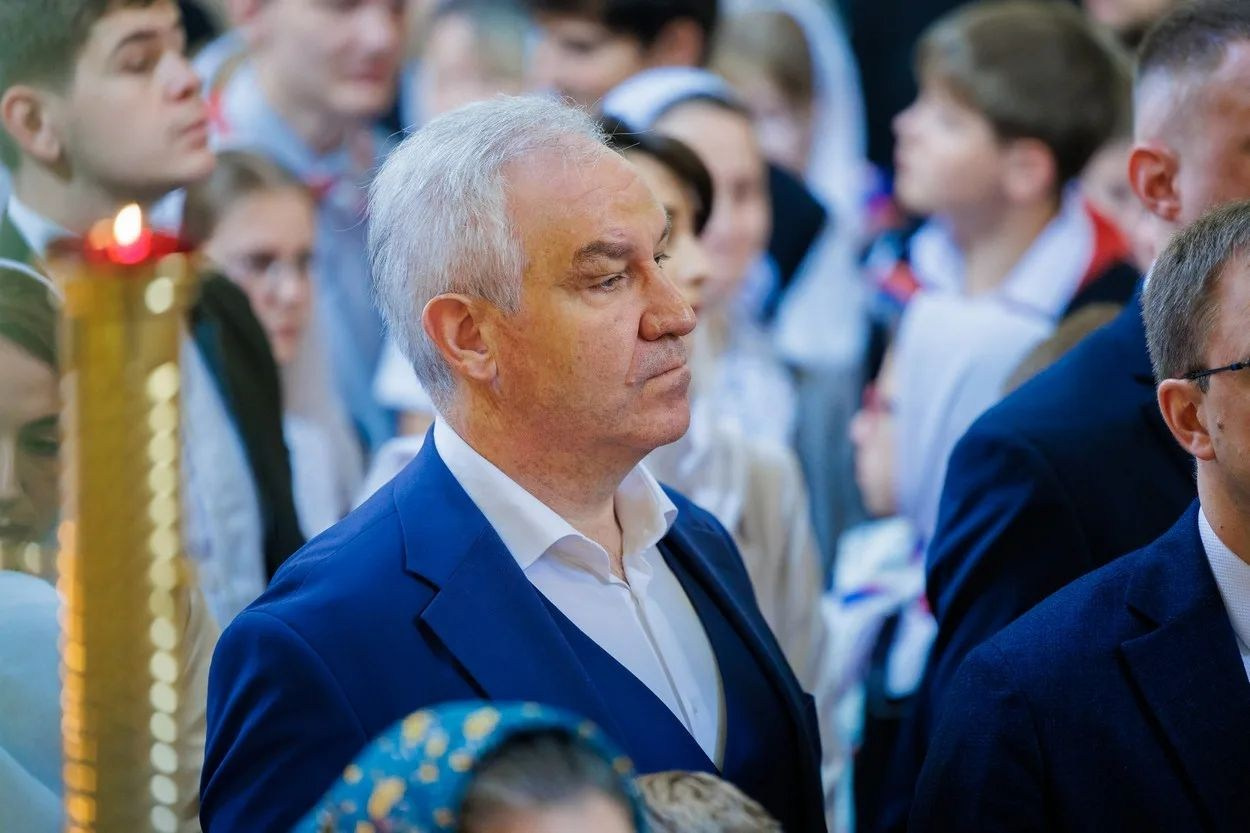 В ДЕНЬ ПРАЗДНОВАНИЯ СОБОРА САРАТОВСКИХ СВЯТЫХ В ПОКРОВСКОМ СОБОРЕ Г. САРАТОВА СОВЕРШЕНО АРХИЕРЕЙСКОЕ БОГОСЛУЖЕНИЕ. Георгиевское благочиние