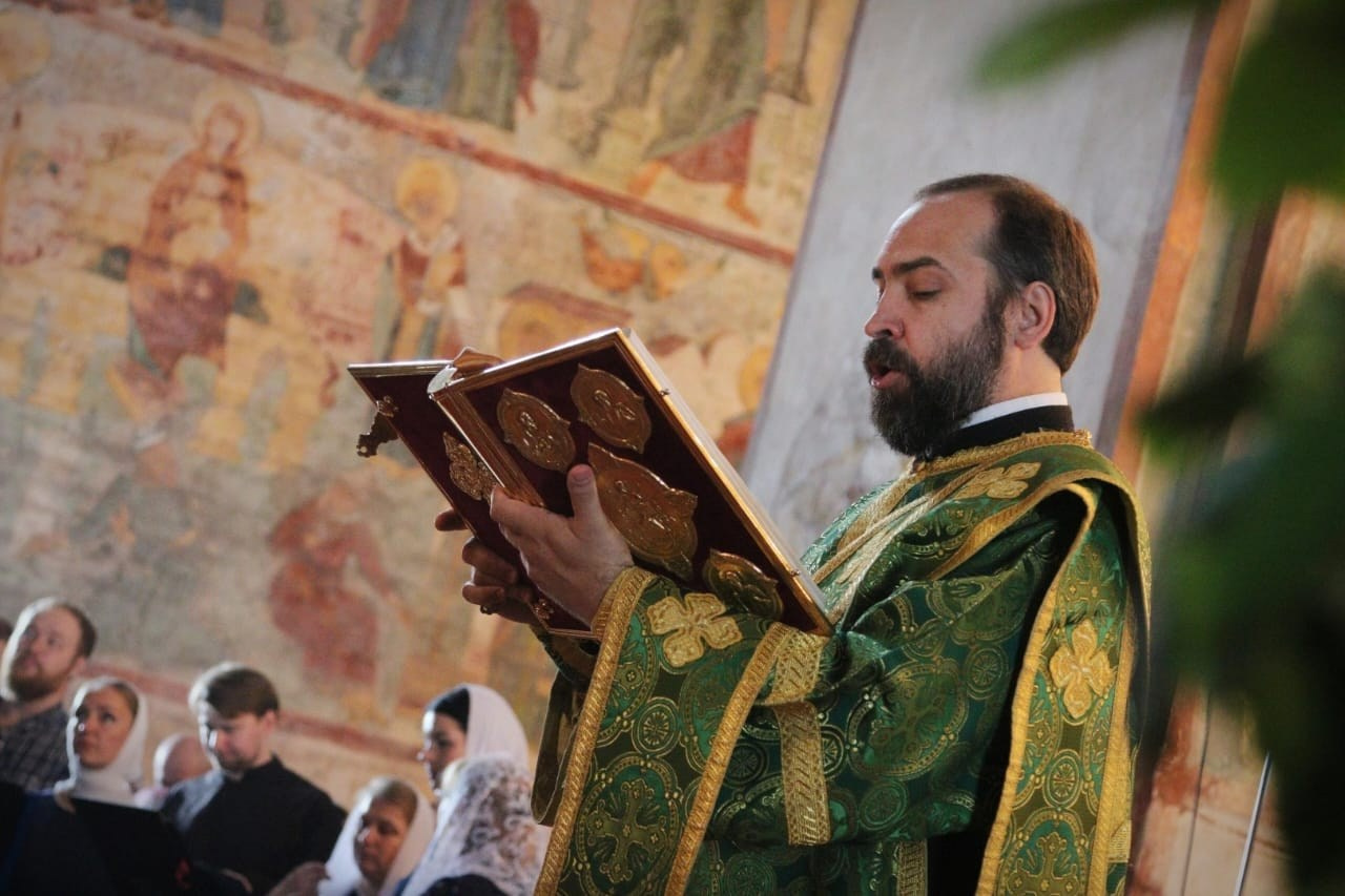 МИТРОПОЛИТ ИГНАТИЙ ПРИНЯЛ УЧАСТИЕ В ЛИТУРГИИ В ВОЛОГДЕ. Саратовское Северо-Западное благочиние