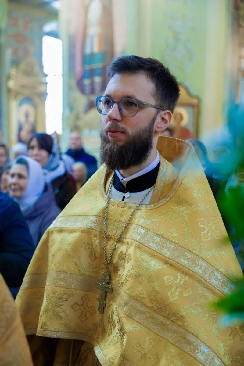 Архиерейское богослужение в Покровском соборе. Георгиевское благочиние