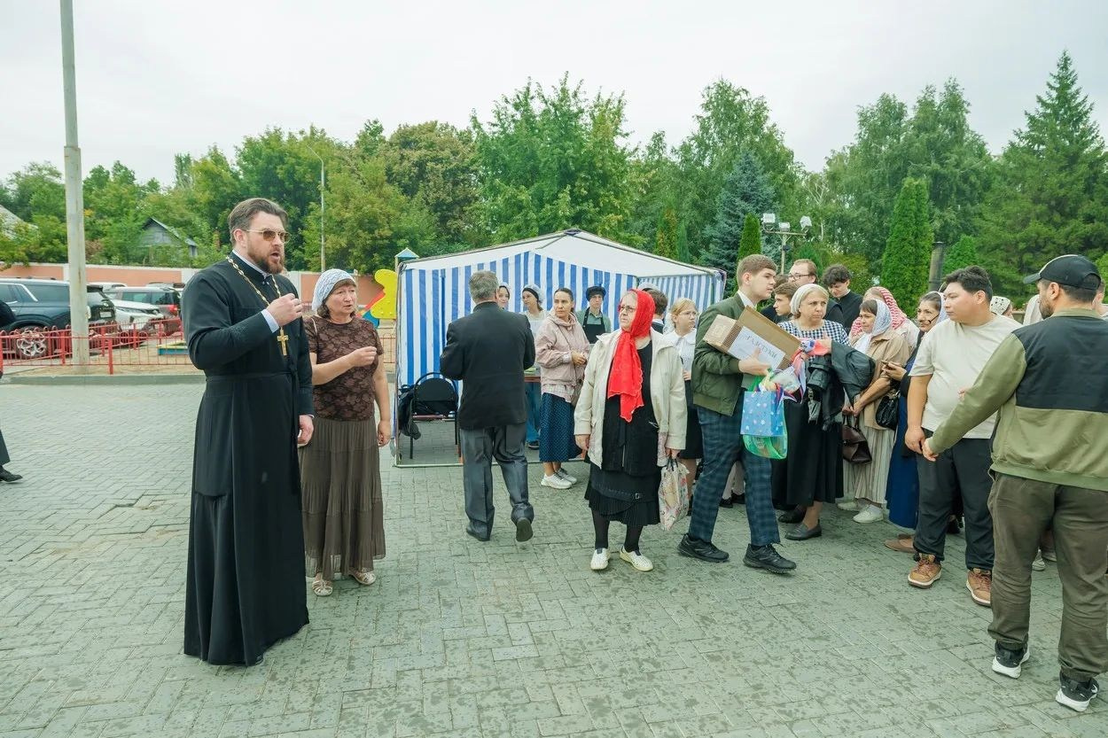 В ДЕНЬ ПРАЗДНОВАНИЯ СОБОРА САРАТОВСКИХ СВЯТЫХ В ПОКРОВСКОМ СОБОРЕ Г. САРАТОВА СОВЕРШЕНО АРХИЕРЕЙСКОЕ БОГОСЛУЖЕНИЕ. Георгиевское благочиние