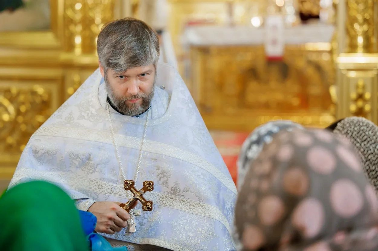 МИТРОПОЛИТ ИГНАТИЙ И МИТРОПОЛИТ ВЛАДИМИР СОВЕРШИЛИ БОЖЕСТВЕННУЮ ЛИТУРГИЮ В ПОКРОВСКОМ СОБОРЕ Г. САРАТОВА. Георгиевское благочиние