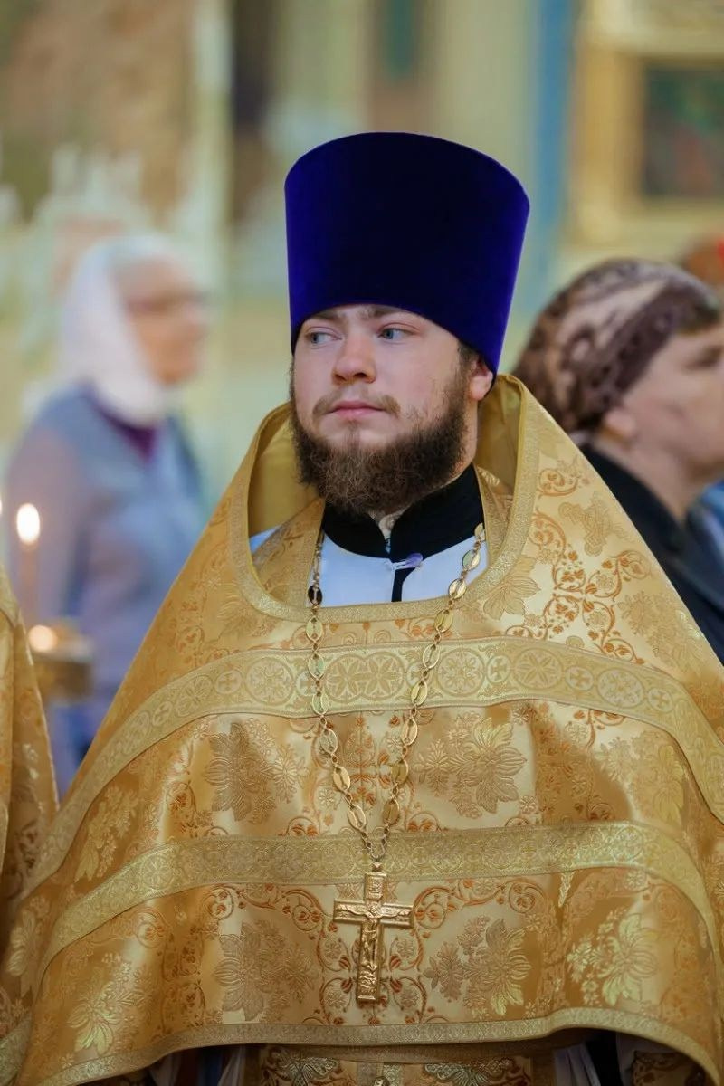 Архиерейское богослужение в Покровском соборе. Георгиевское благочиние