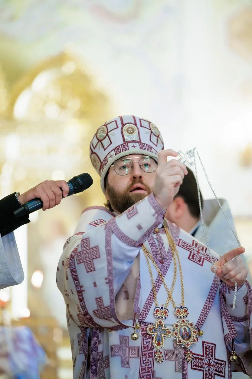 МИТРОПОЛИТ ИГНАТИЙ И МИТРОПОЛИТ ВЛАДИМИР СОВЕРШИЛИ БОЖЕСТВЕННУЮ ЛИТУРГИЮ В ПОКРОВСКОМ СОБОРЕ Г. САРАТОВА. Георгиевское благочиние