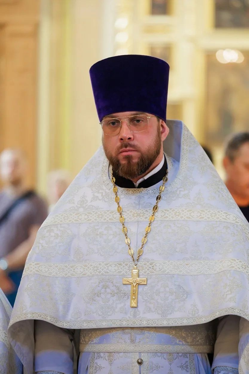 МИТРОПОЛИТ ИГНАТИЙ И МИТРОПОЛИТ ВЛАДИМИР СОВЕРШИЛИ БОЖЕСТВЕННУЮ ЛИТУРГИЮ В ПОКРОВСКОМ СОБОРЕ Г. САРАТОВА. Георгиевское благочиние