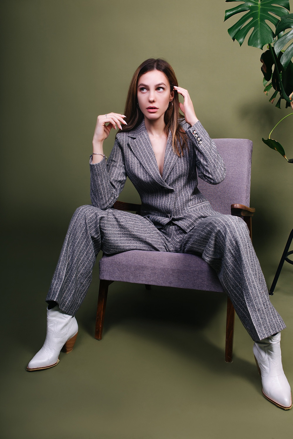 Petruchenia_suits. Фотограф ВИКА МЕДУЗА