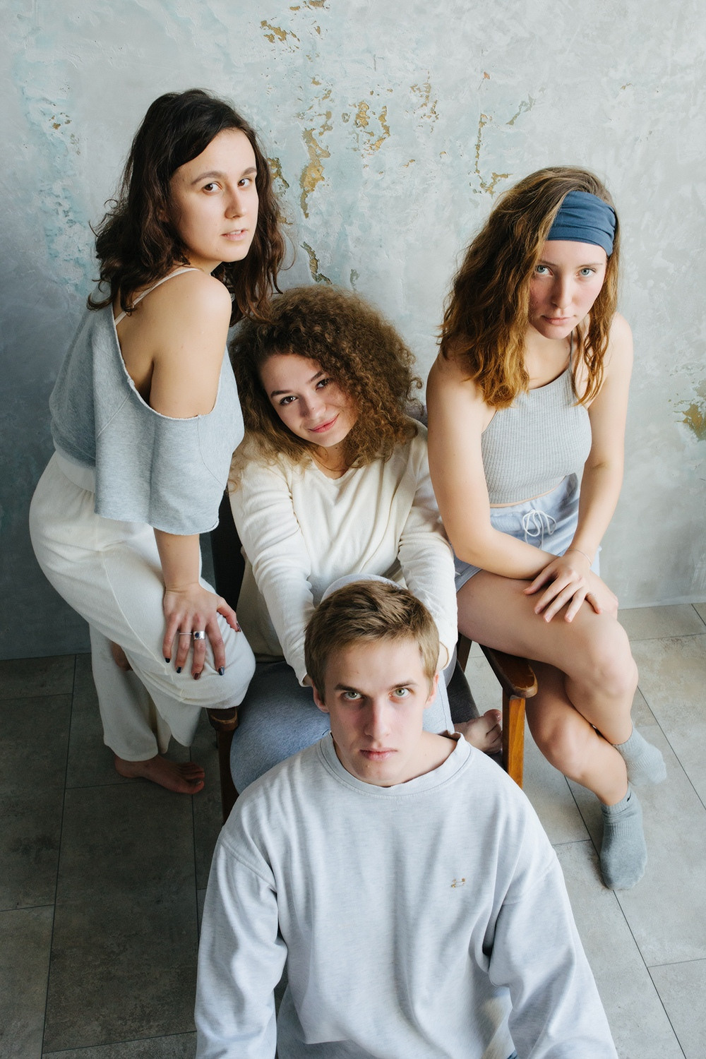 Несколько человек. Фотограф ВИКА МЕДУЗА