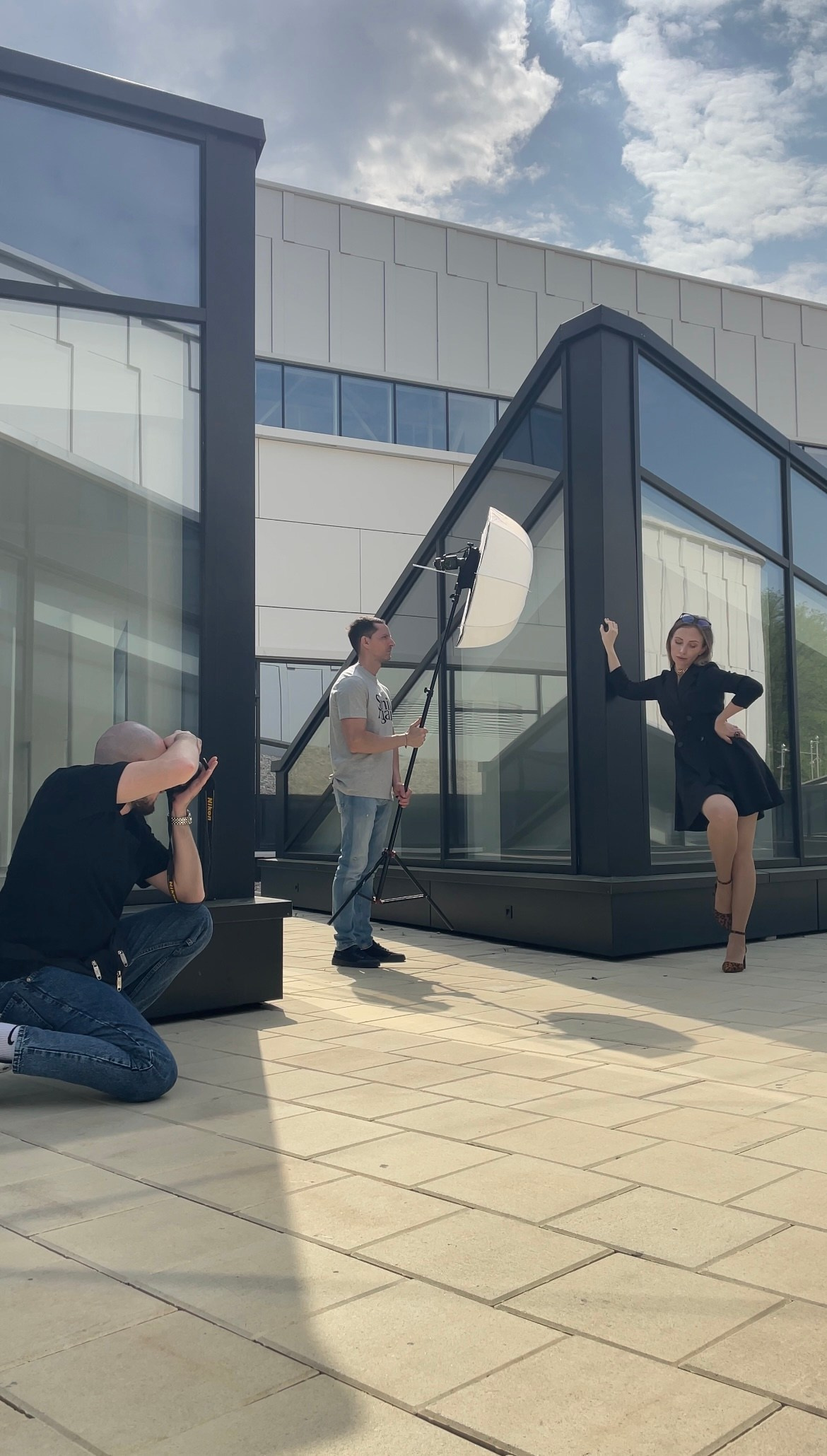 Индивидуальный Урок по фото с искуственным светом. Компания и фотошкола по созданию контента в Москве