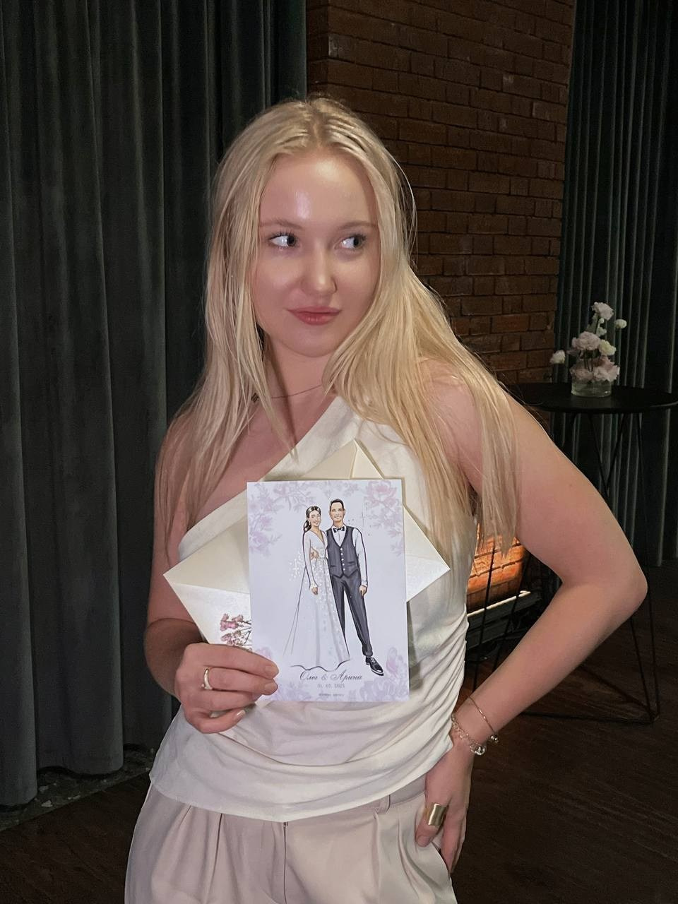 Скетчи  гостей на свадьбах, днях рождениях, праздниках в полный рост. Eventiss art agency| Художники и арт-услуги на мероприятие Москва и МО