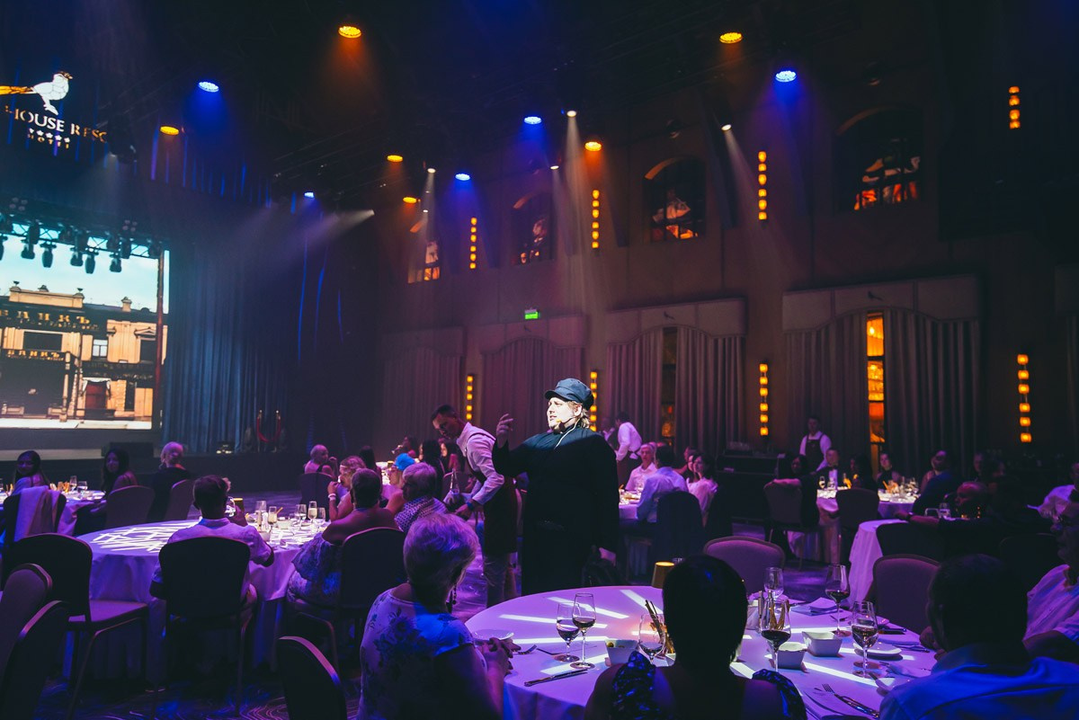 Old House Resort & Spa — «12 стульев»