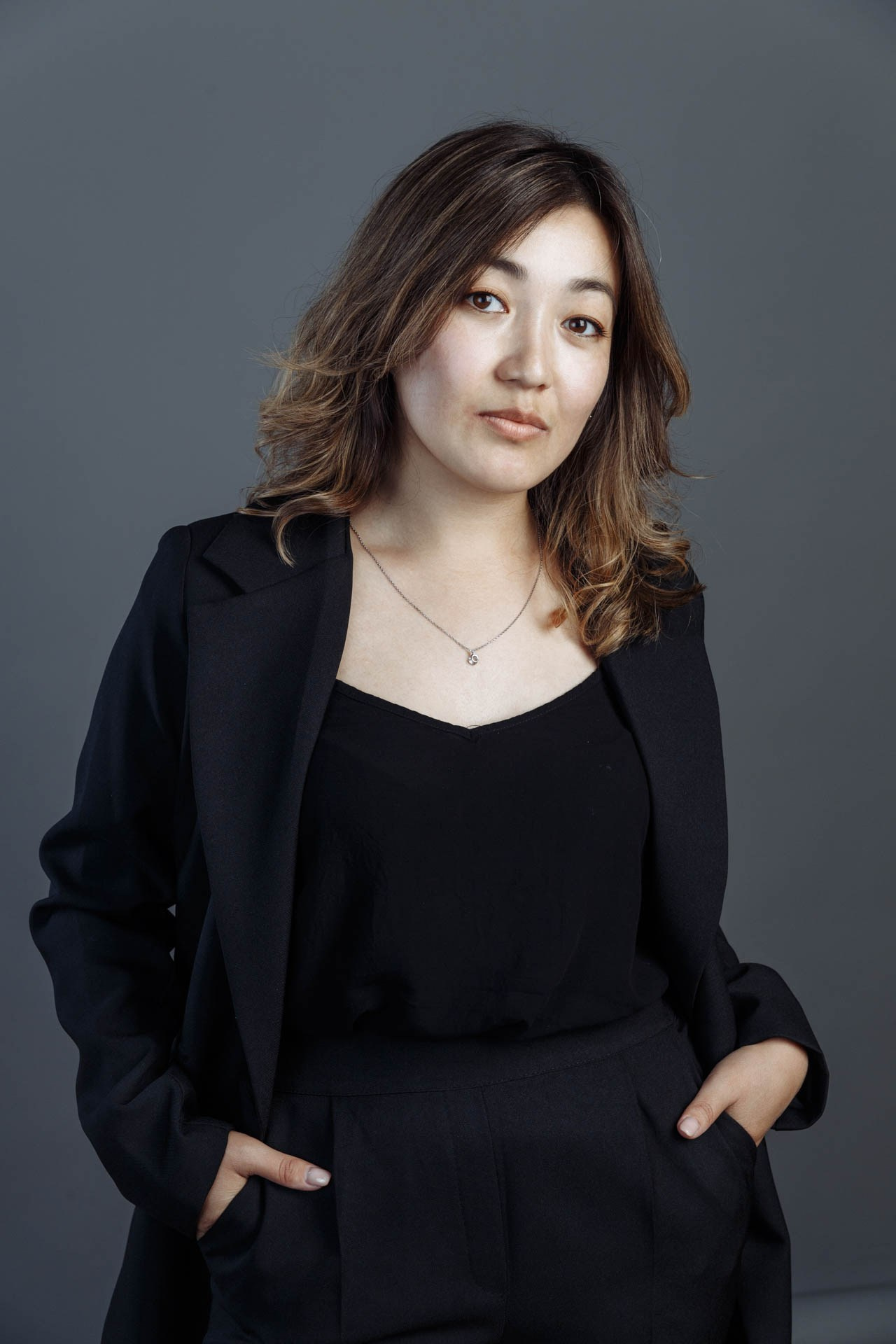 Бизнес-портреты сотрудников для сайта страховой компании InsFamily. Событийный фотограф Максим Бескоровайновнов