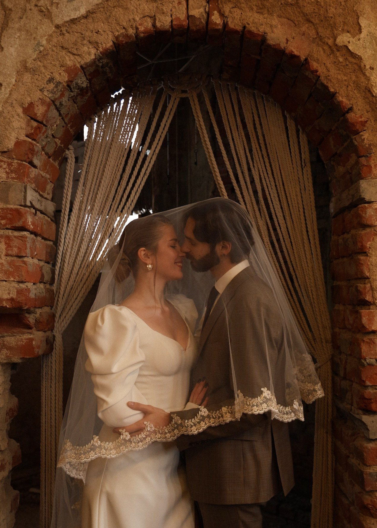 Евгений & Марина | старая кирха. Фотограф в Калининграде Сокирко Светлана