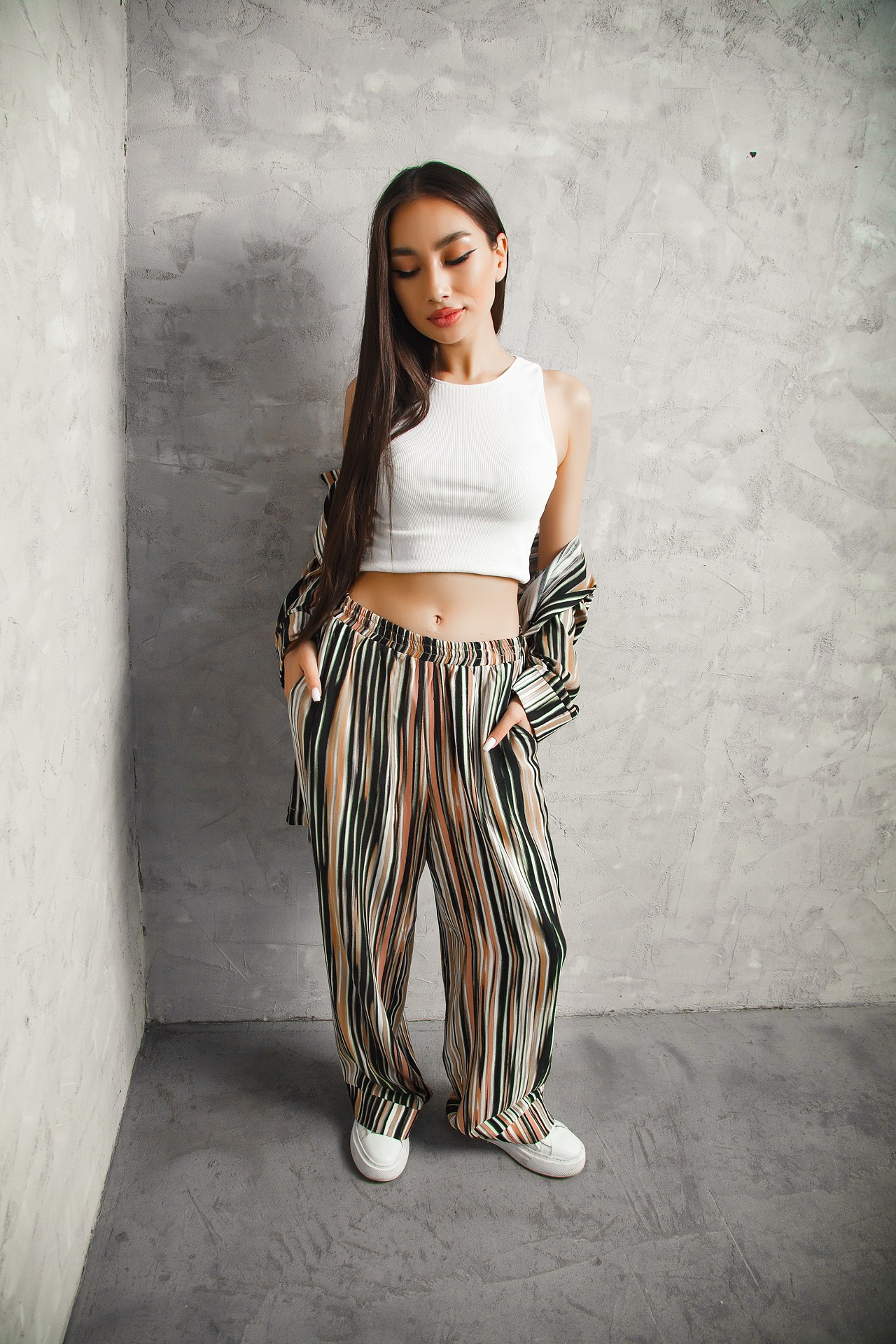 Реклама женской одежды. Натан Супервайзер по Продакшену