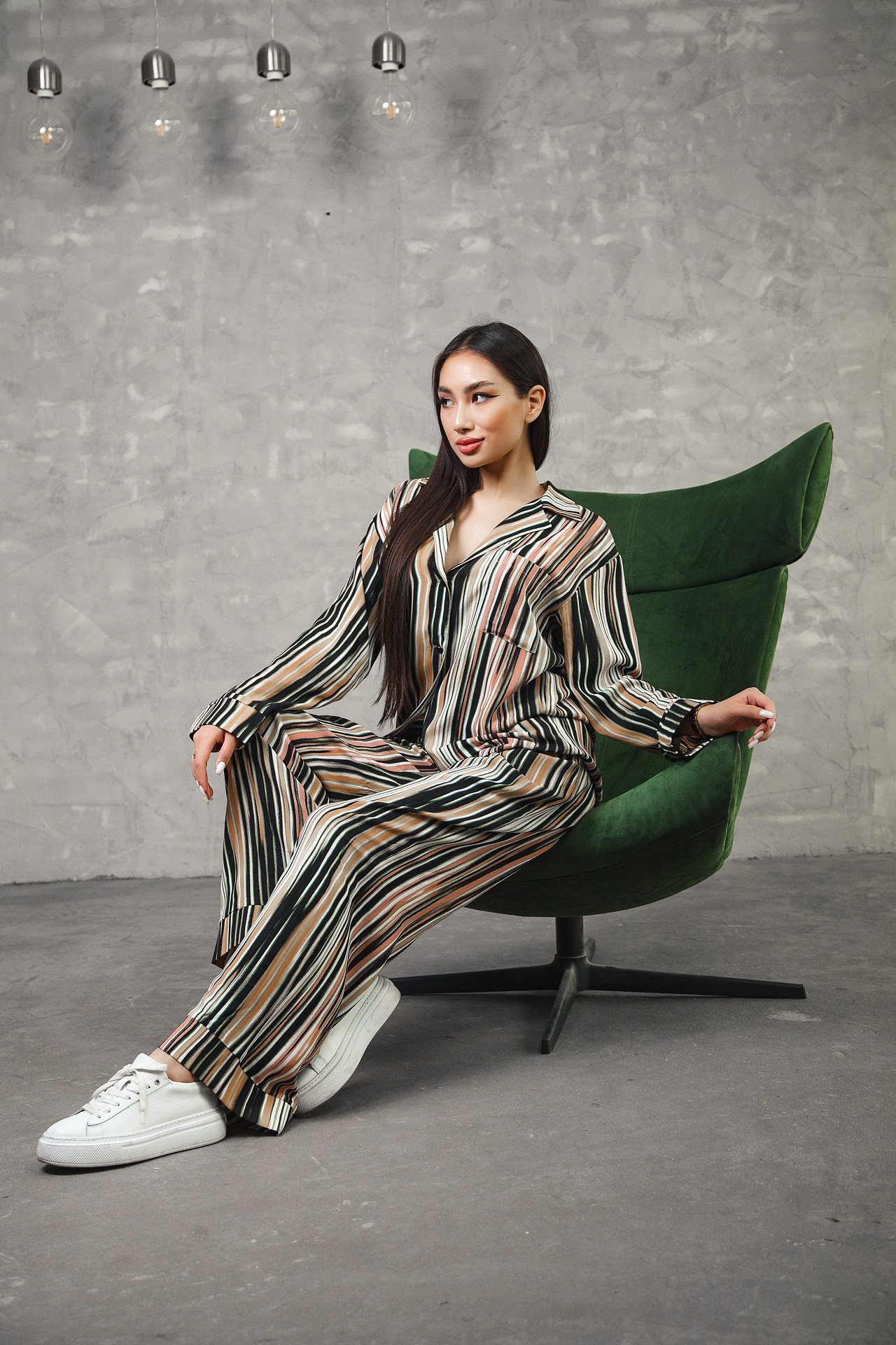 Реклама женской одежды. Натан Супервайзер по Продакшену