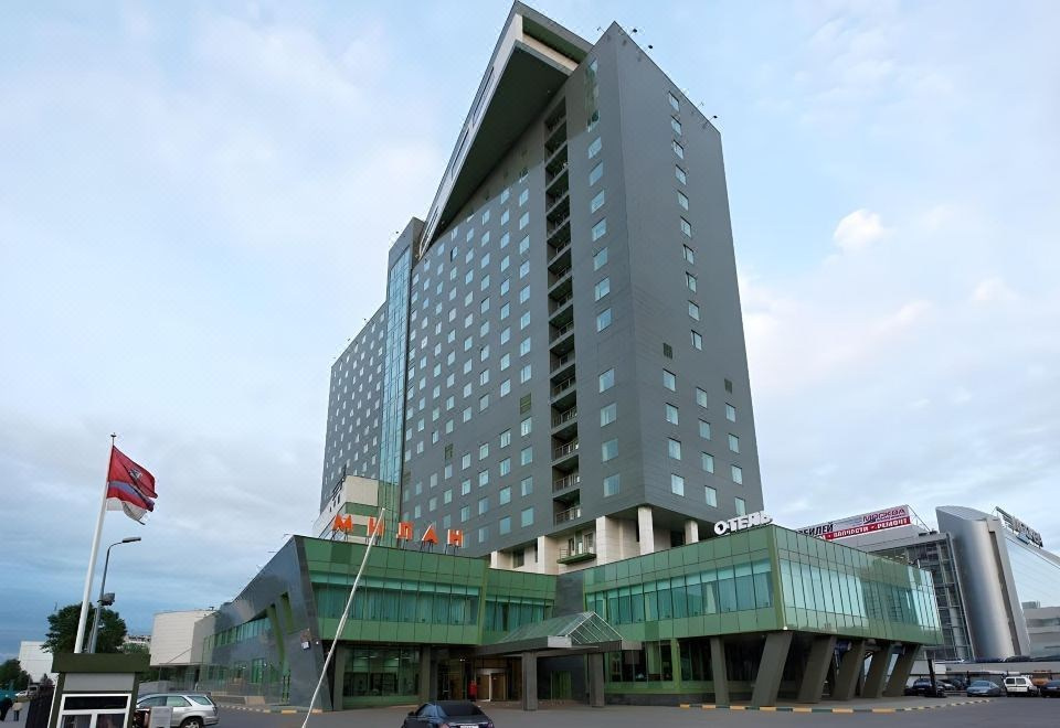 Свадебные сборы и фотосессия в отеле Милан. Свадебный фотограф Москва — Сергей и Татьяна