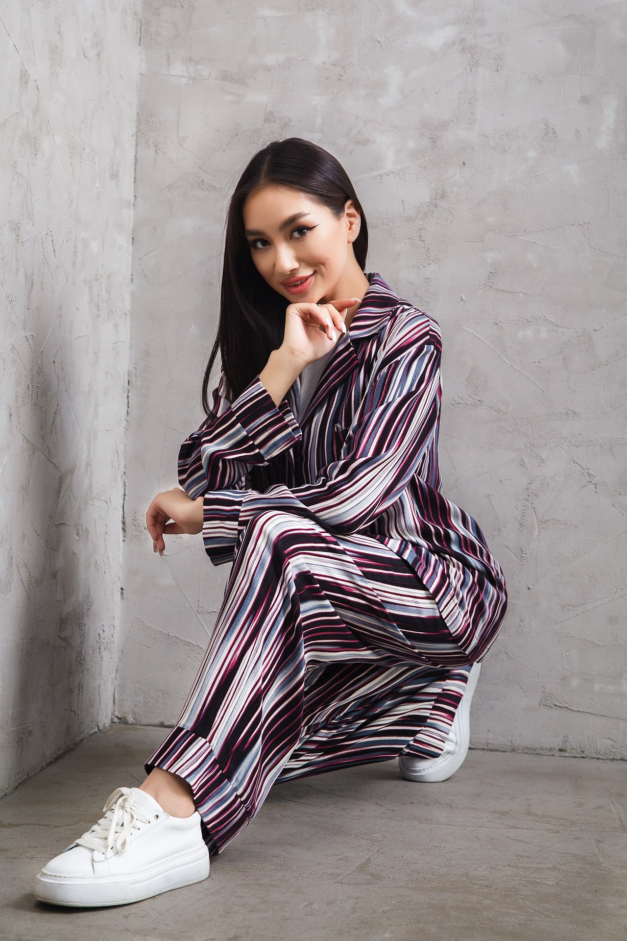 Реклама женской одежды. Натан Супервайзер по Продакшену