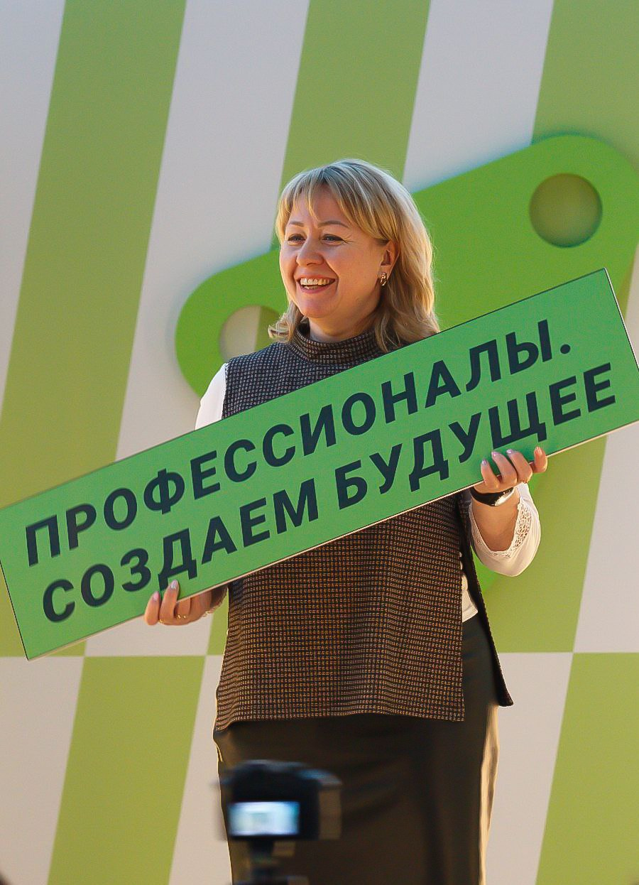 Репортаж «Профессий» с Экспофорума. Репортажный и портретный фотограф / видеограф (СПБ)