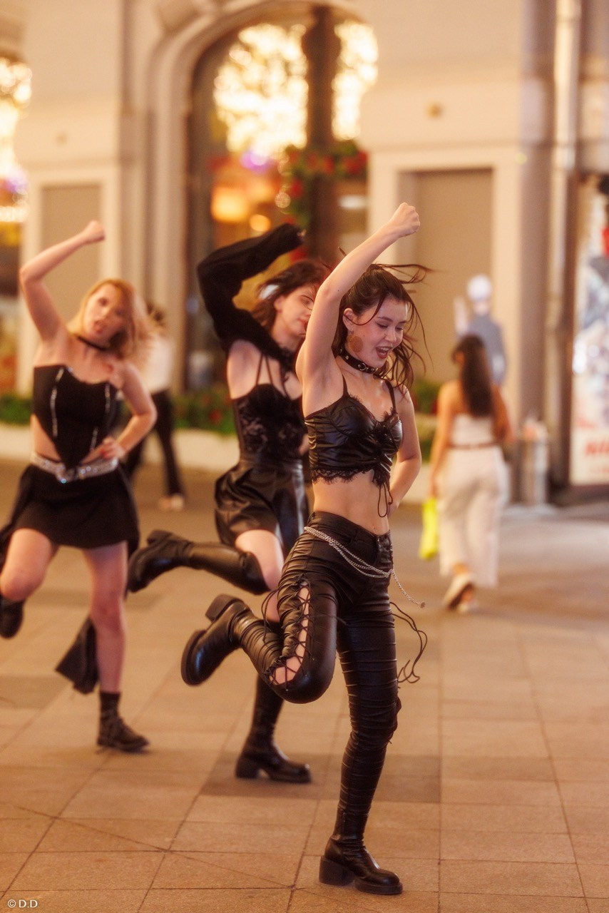 Cover dance in public'. Различные мероприятия и просто фотографии людей