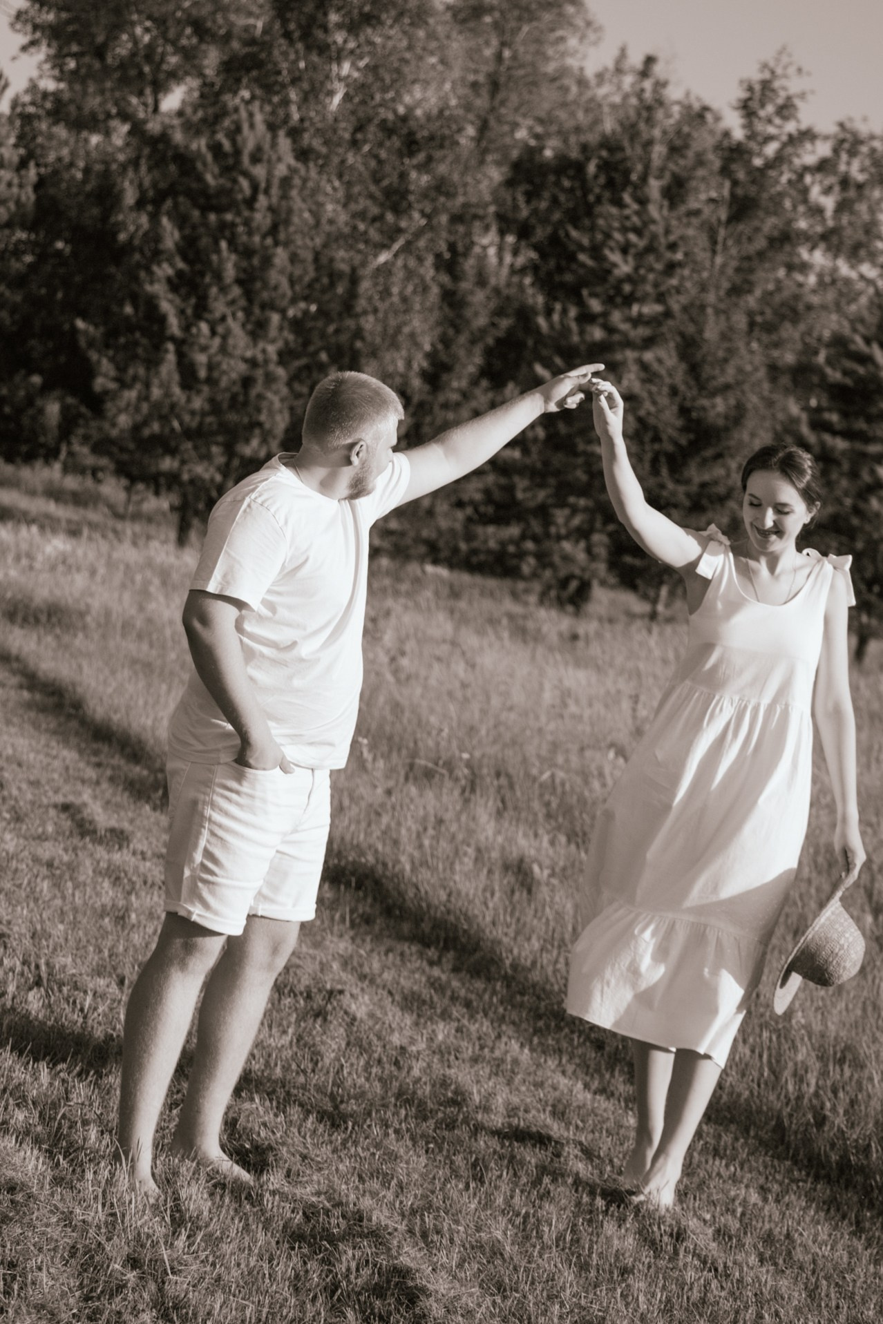 Обниматься на закате. Свадебный фотограф Марьям Сайфулина г. Красноярск