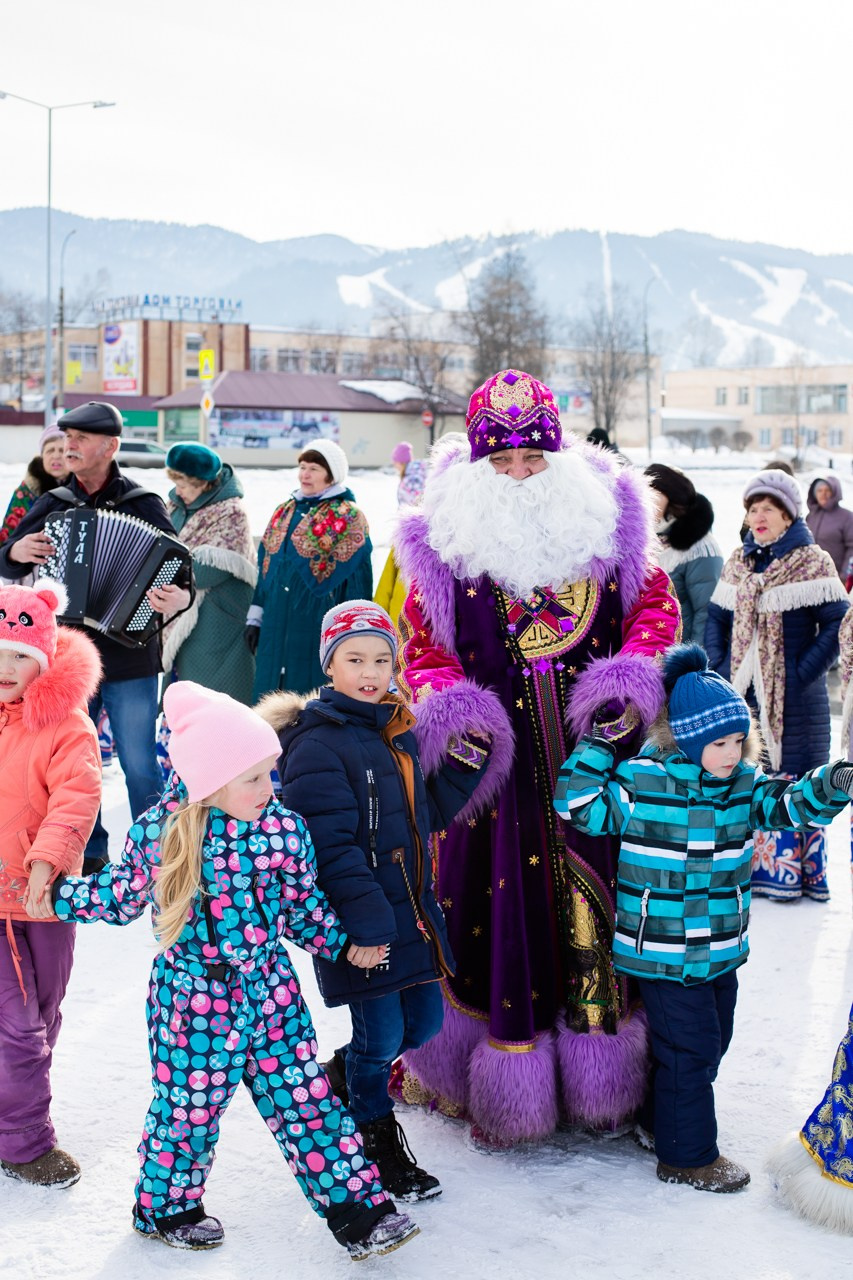 Ледяная сказка Байкала. Фотограф Наталья Кургина Слюдянка Иркутск