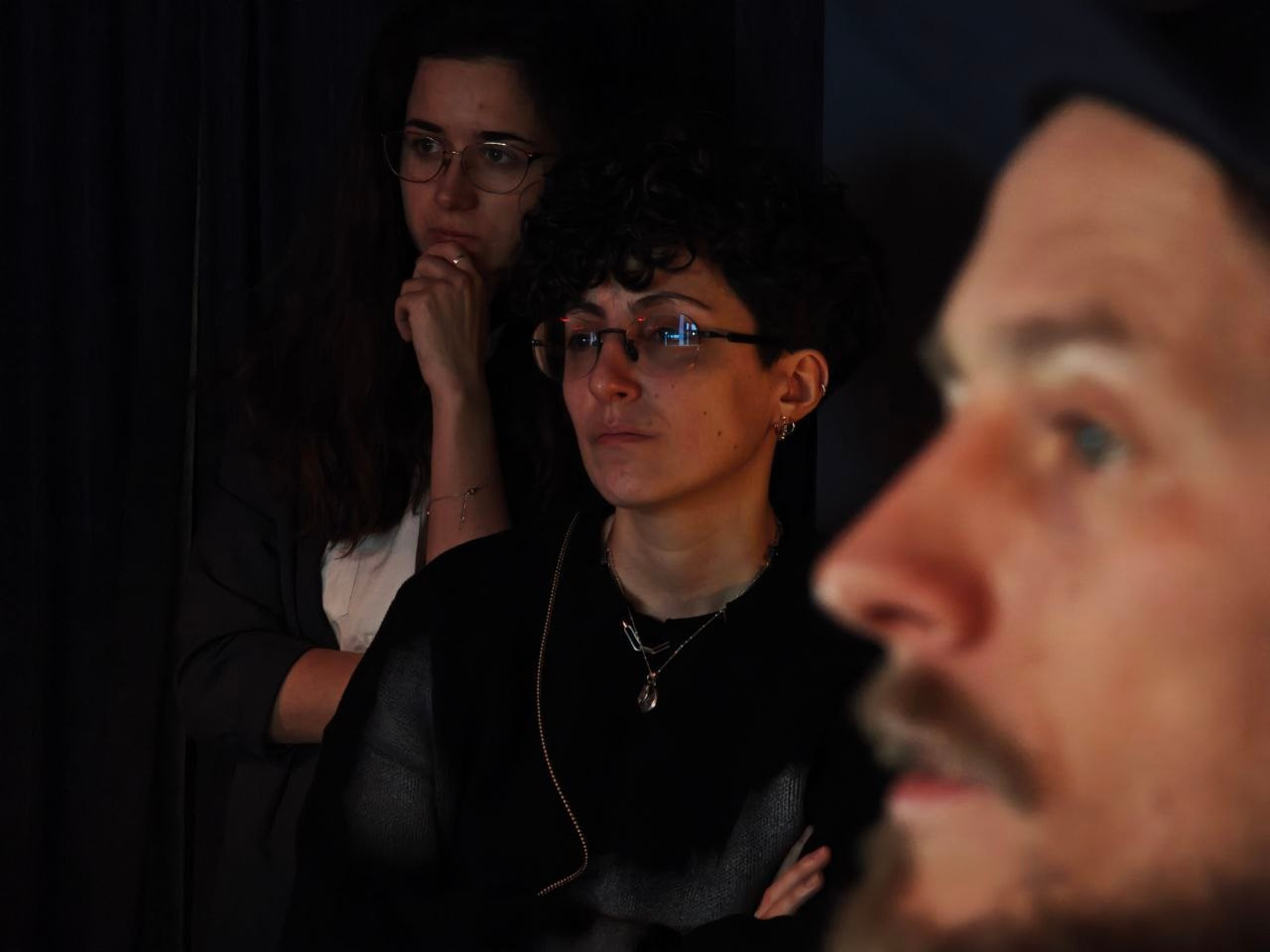 04.03.2025 // разбор фотографий с фотопрогулки. Фотовыставки serebro.gallery, в которых автором можешь стать ты! | Москва