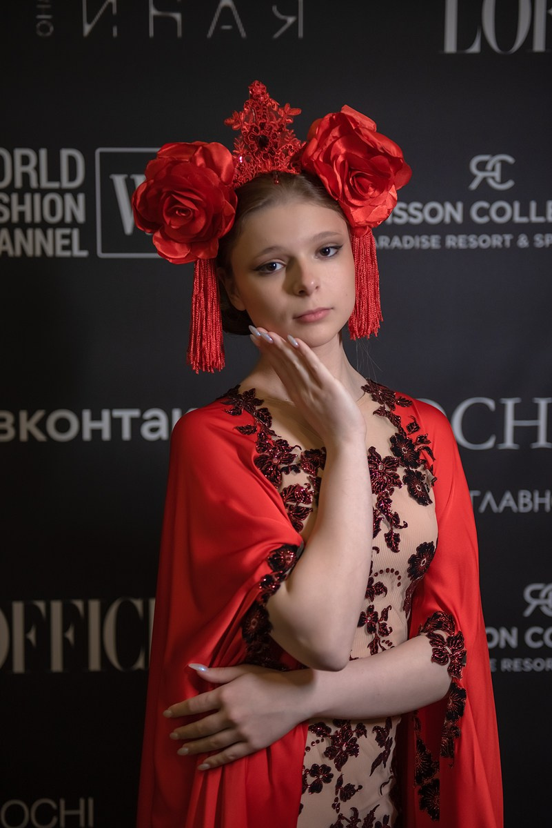 SochiFashionWeek2024 дизайнер Анохина Светлана. Семейный и коммерческий фотограф в Сочи Александр Бодунов