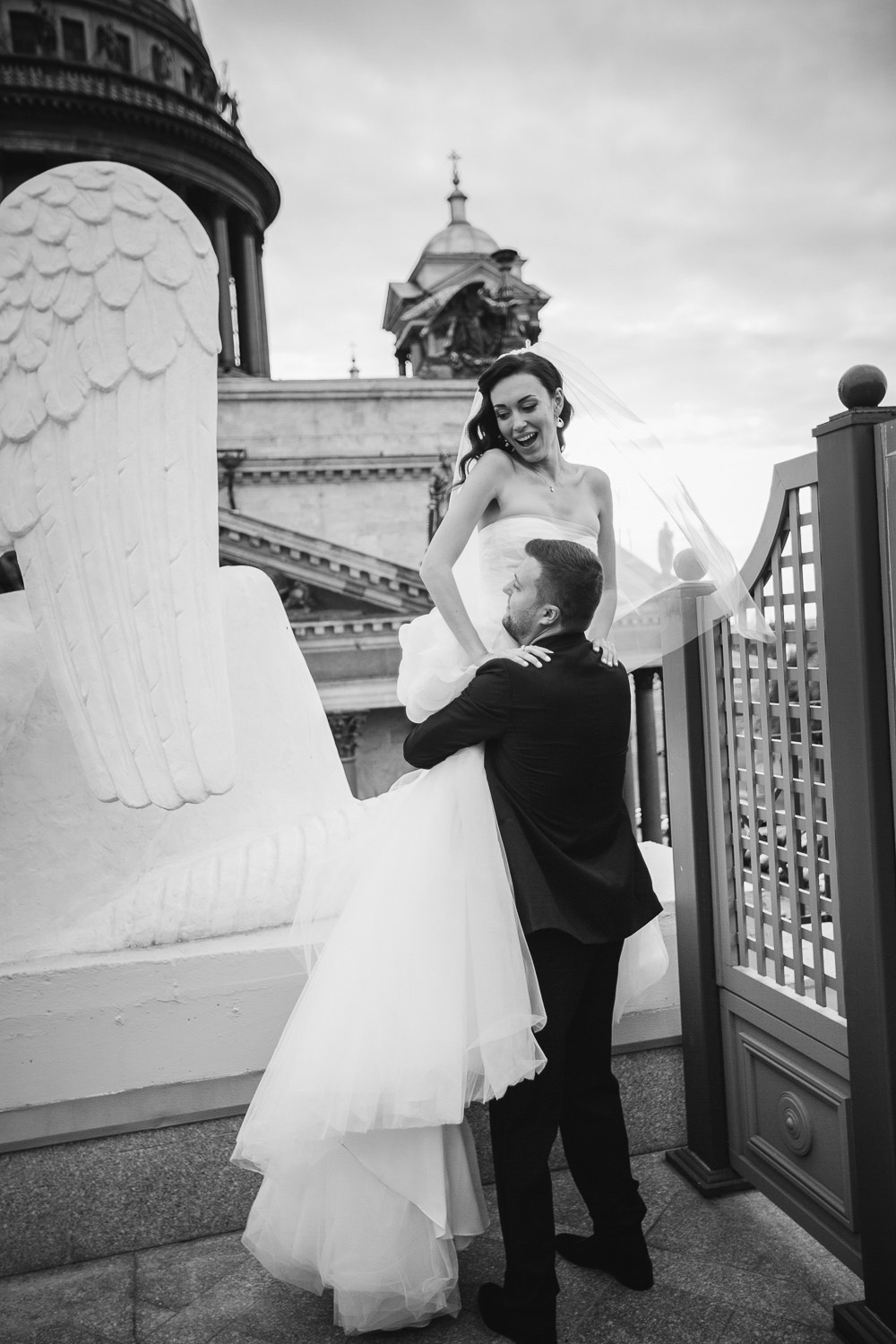 Свадьба в отеле Four Seasons Lion Palace St. Petersburg. Семейный, портретный и свадебный фотограф в Санкт-Петербурге и Москве