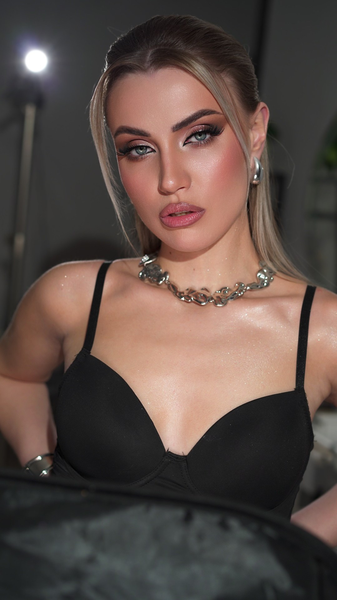 Визажист. Пушкарева Кристина — Прически Макияж