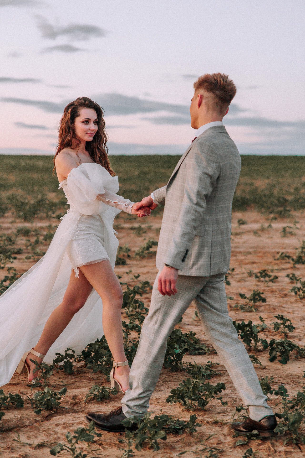 Вдвоем на шаре. Свадебный фотограф Минск РБ