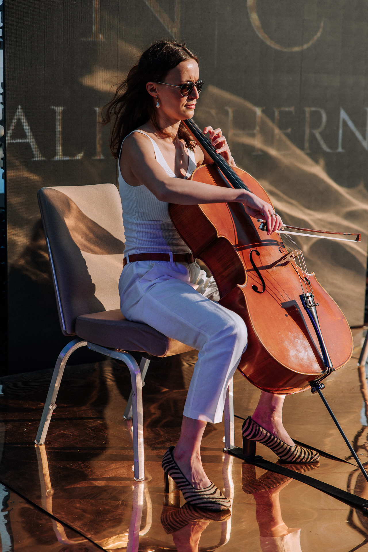 Фотовыставка Черновой на крыше. Свадебный фотограф Минск РБ