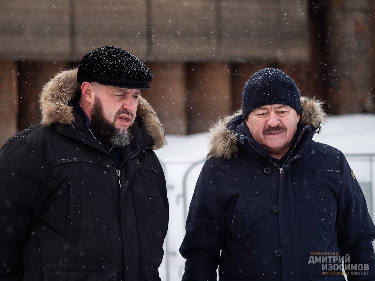 Замер льда на месте Крещенских купаний (репортаж)