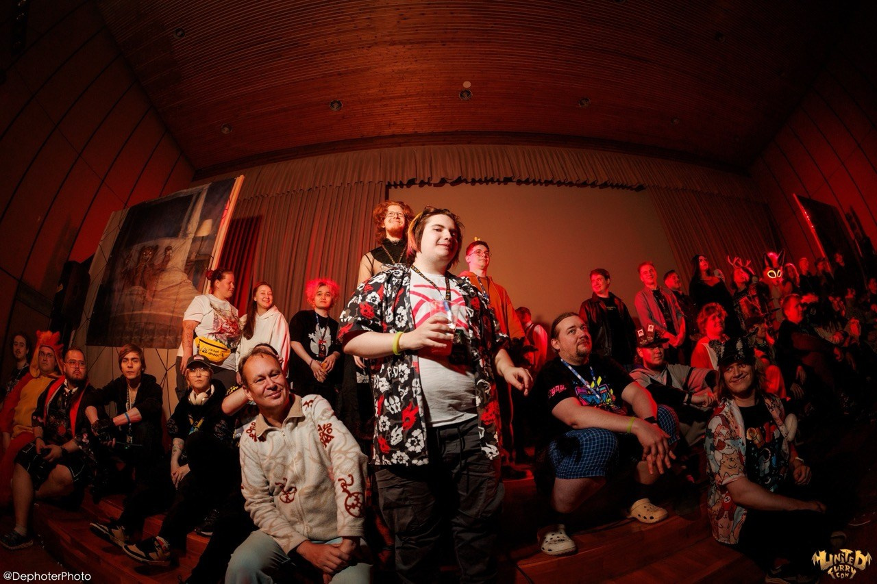 United Furry Convention 2026. Различные мероприятия и просто фотографии людей