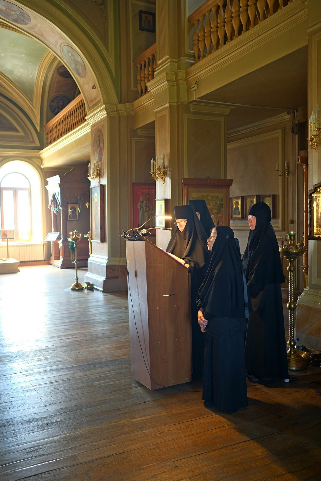 Зосимова пустынь 2024. Улица, люди, жизнь…