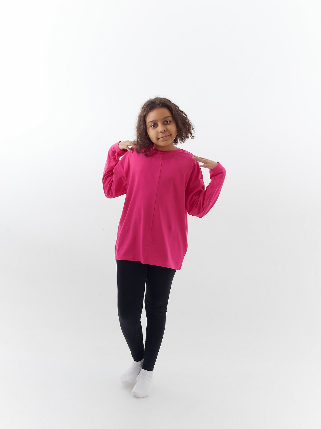 Детская одежда: лонгсливы и футболки. Портретный фотограф в Санкт-Петербурге