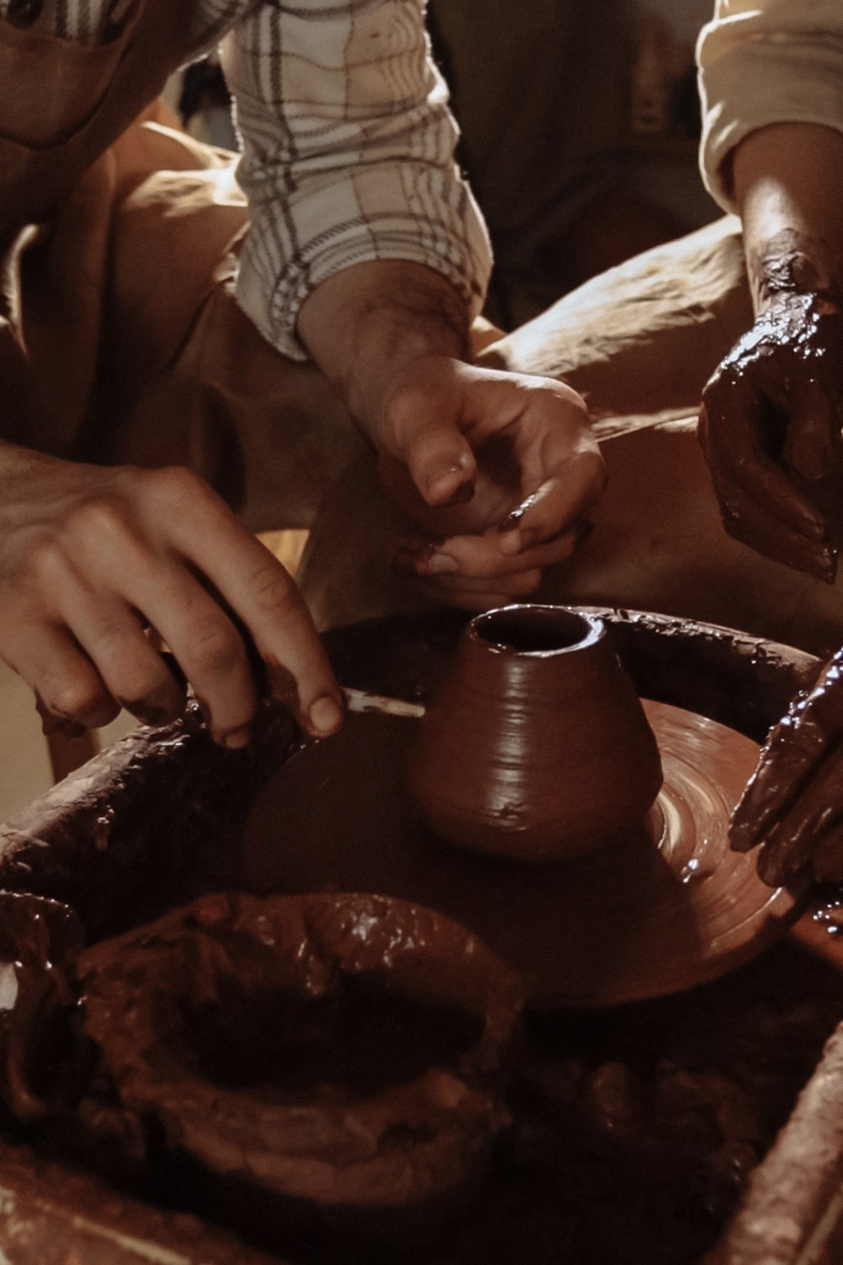 Свидание в Гончарной мастерской. Главная