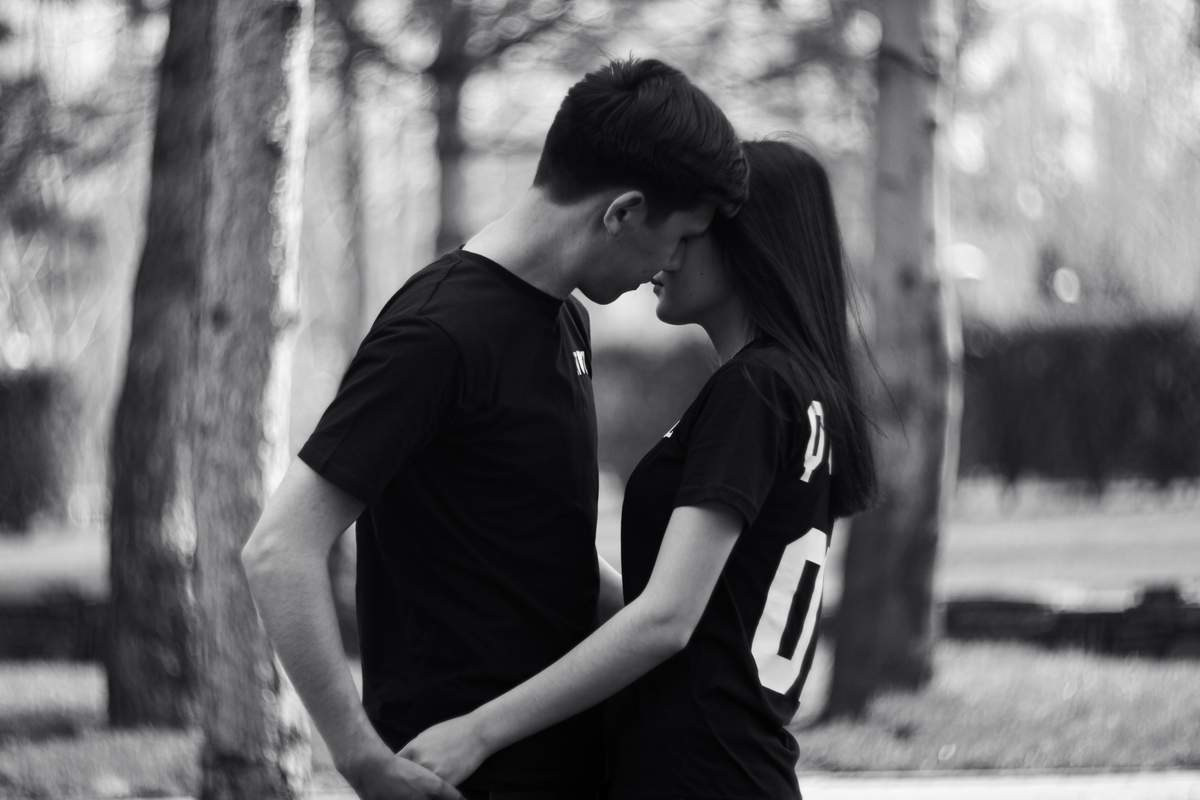 Парная, Love story. BWstudio — фотостудия черно-белой фотографии Алматы. Фотограф Алматы. Фотостудия Алматы