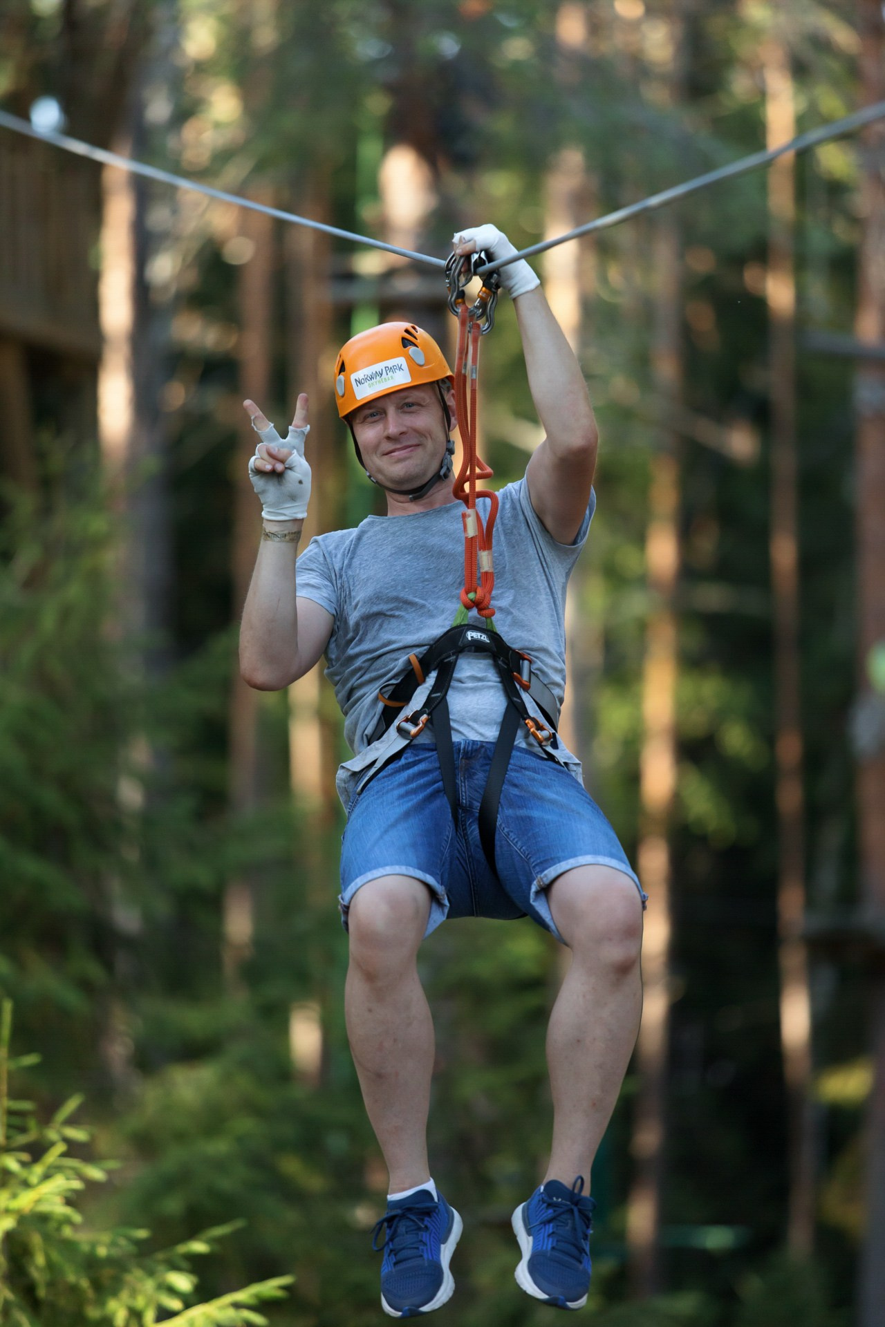 Командообразующее. Фотограф событий, Максим Романенко