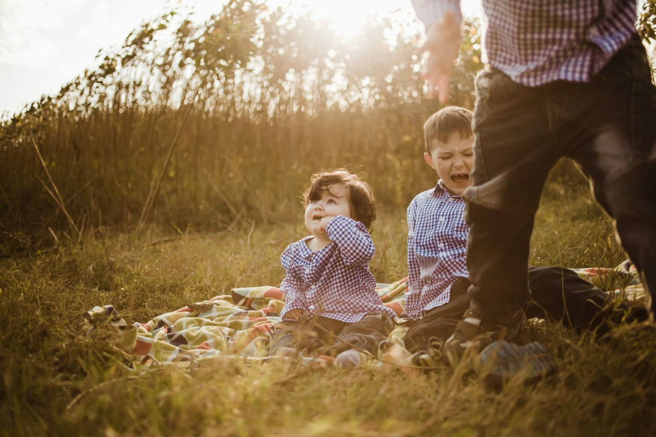 Семейная фотосессия на природе. Семейный и свадебный фотограф в Майкопе Михаил Мартиросян