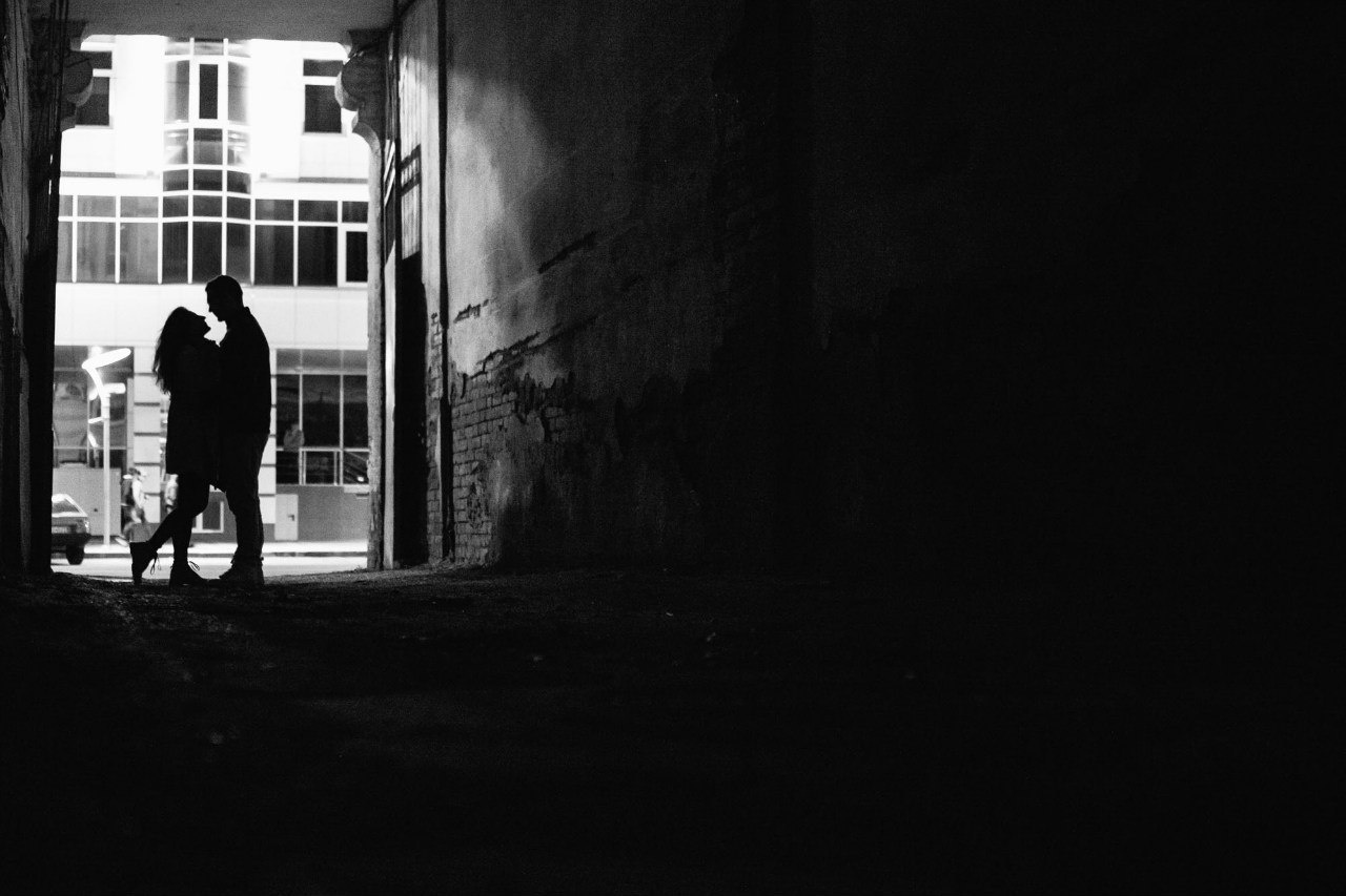 Фотосессия пары на берегу реки. Семейный и свадебный фотограф в Майкопе Михаил Мартиросян