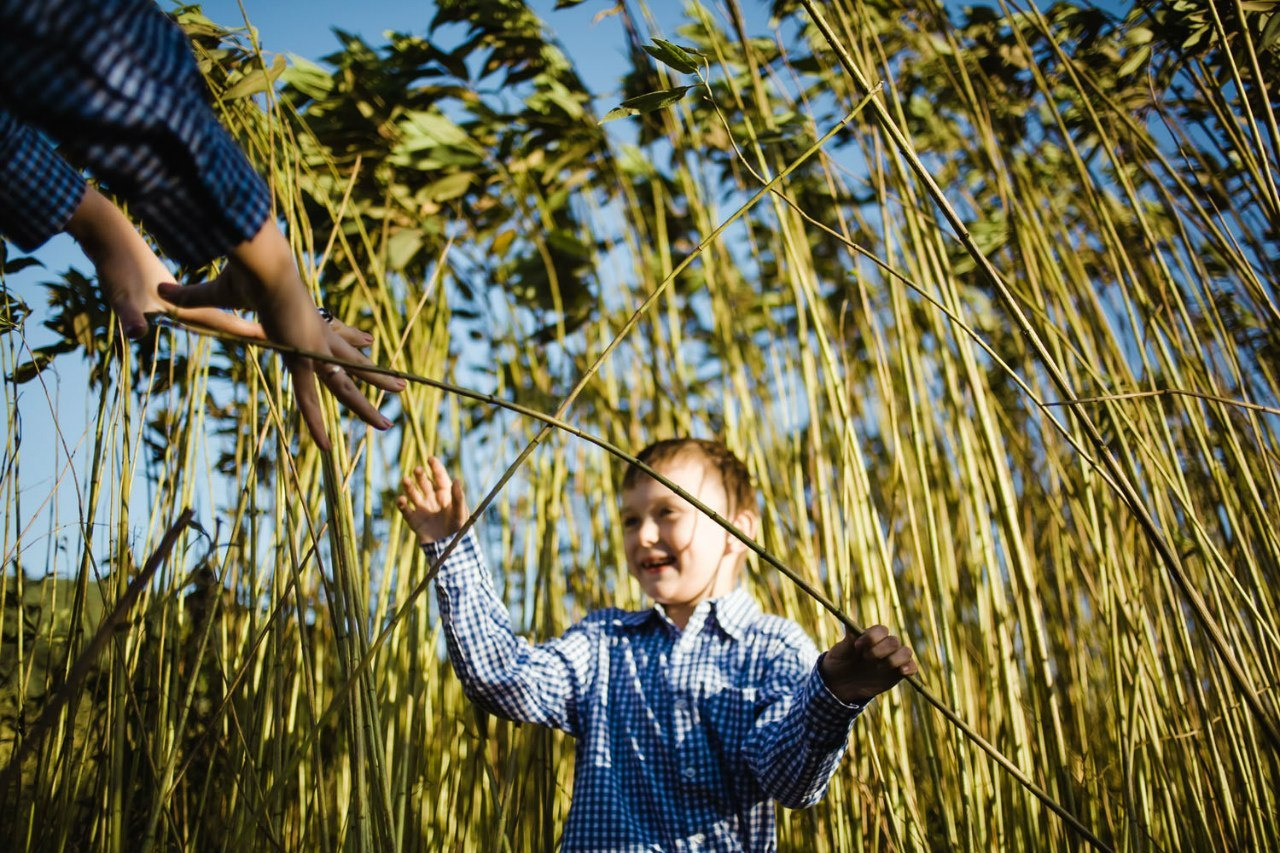 Семейная фотосессия на природе. Семейный и свадебный фотограф в Майкопе Михаил Мартиросян
