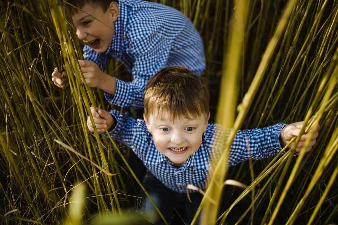 Семейная фотосессия на природе. Семейный и свадебный фотограф в Майкопе Михаил Мартиросян
